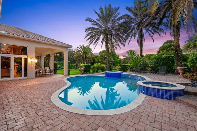 a view of outdoor space yard and patio