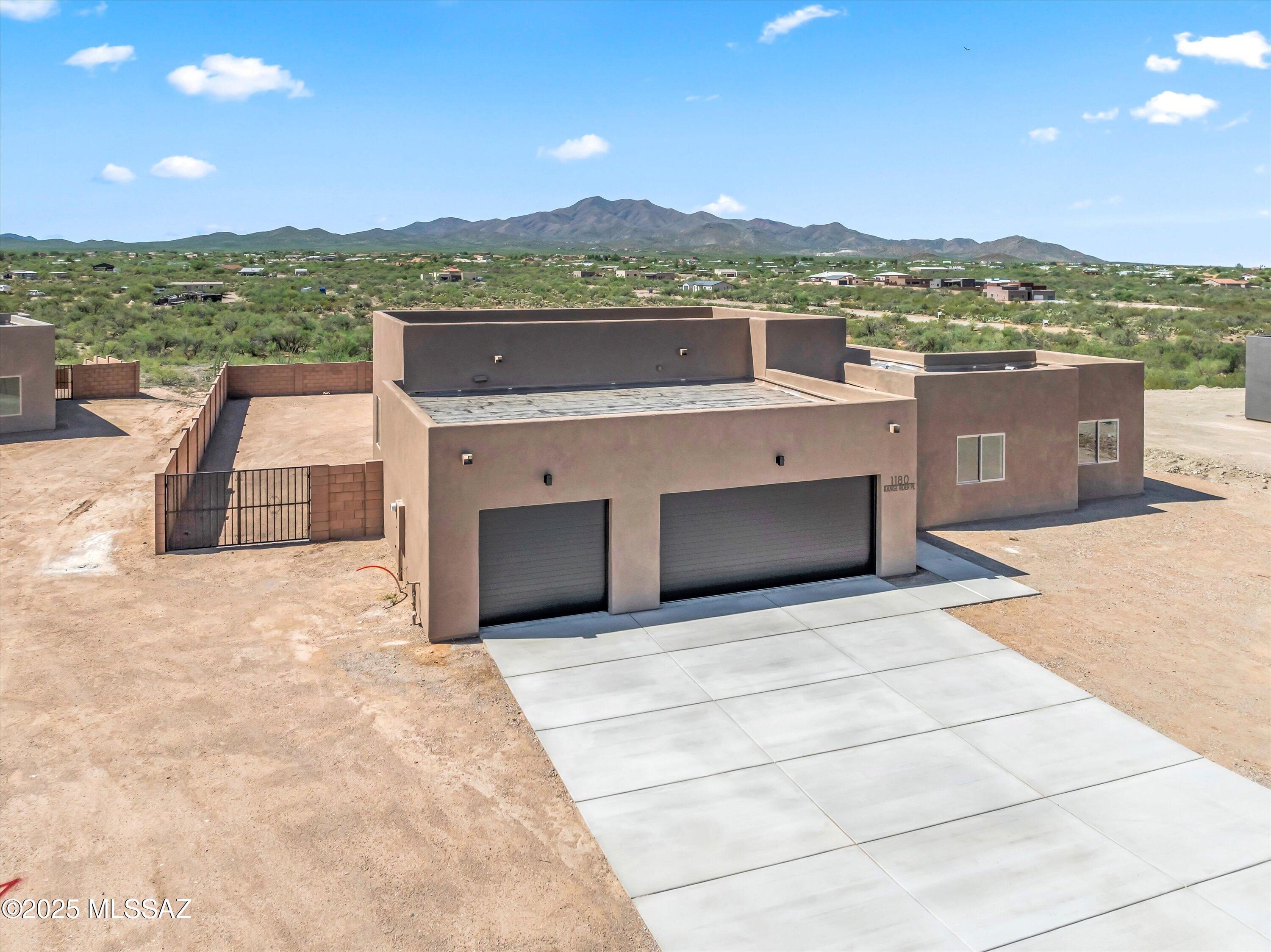1180 North Range Rider Place Vail, AZ 85641 - Photo 1 of 44 Gallery Image 1