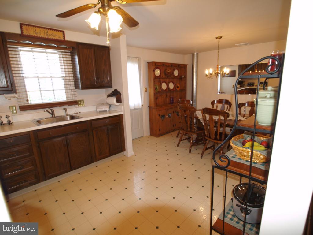 164 April Lane Lititz, PA 17543 - Photo 14 of 32