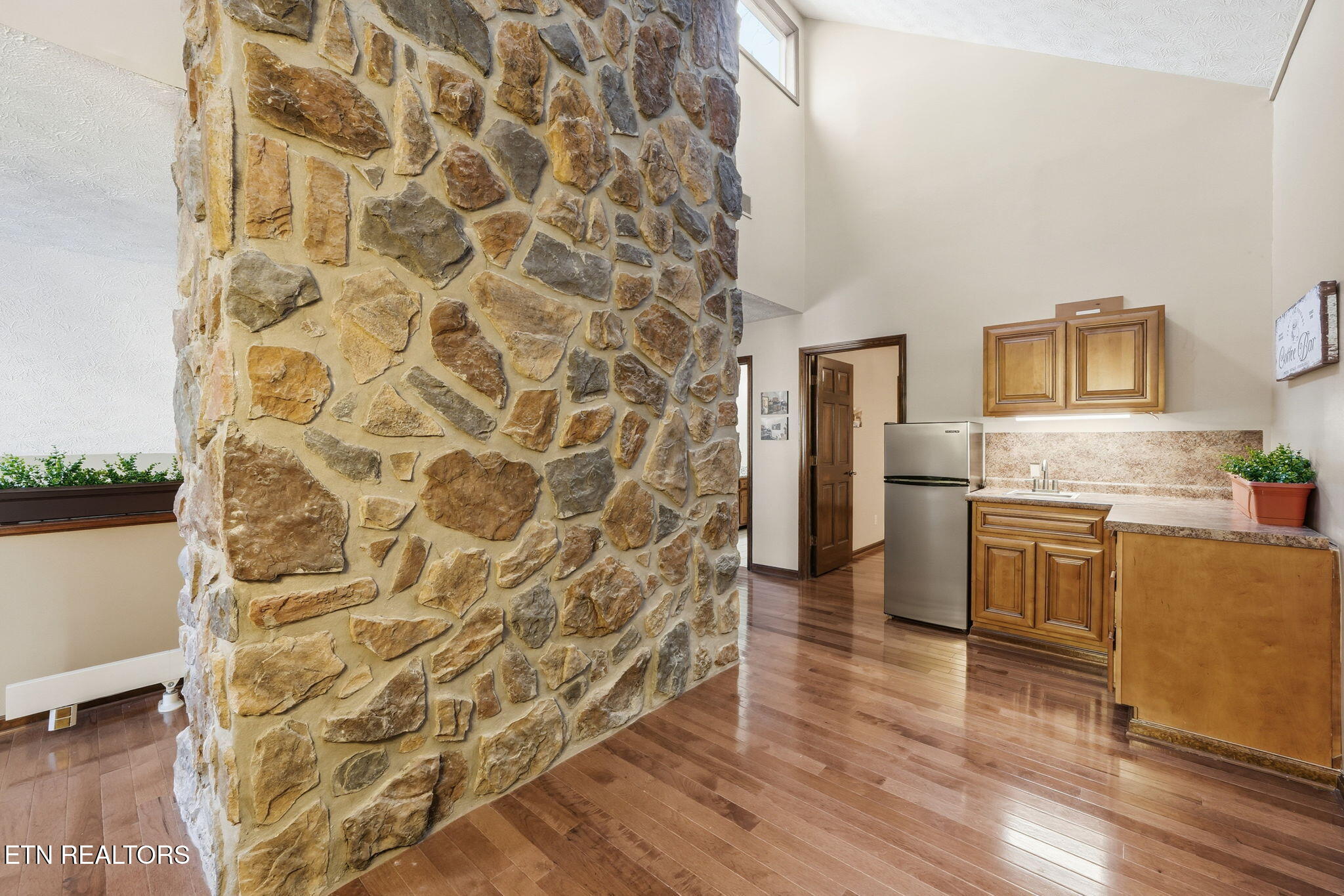 1570 Timber Trail Newport, TN 37821 - Photo 23 of 43 46-web-or-mls-062_DSC04850 (1)