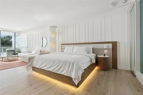 $1,150,000 | 2201 Collins Avenue, Unit 336, Miami Beach, FL 33139