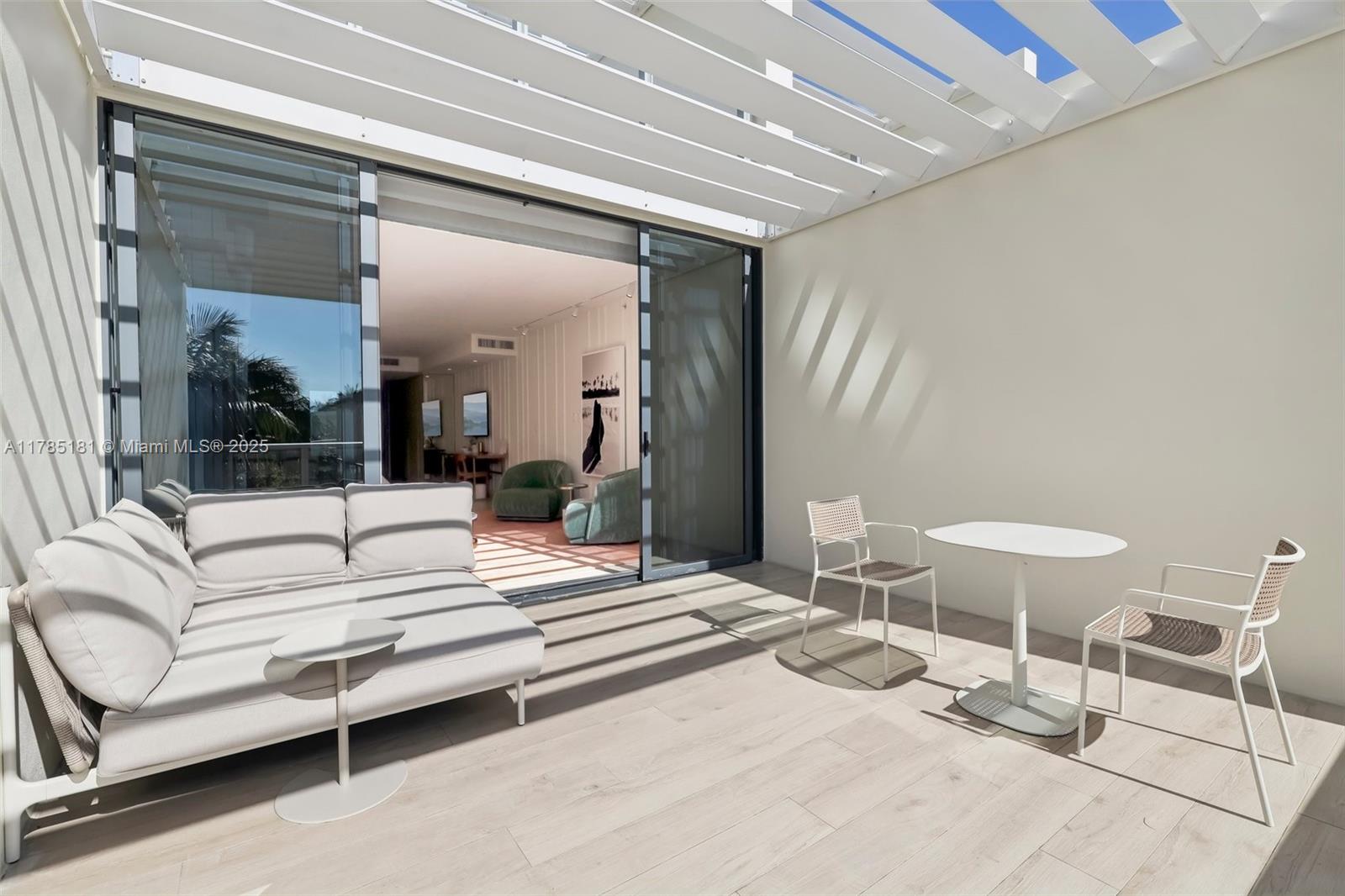 2201 Collins Avenue, Unit 336 Miami Beach, FL 33139 - Photo 31 of 34