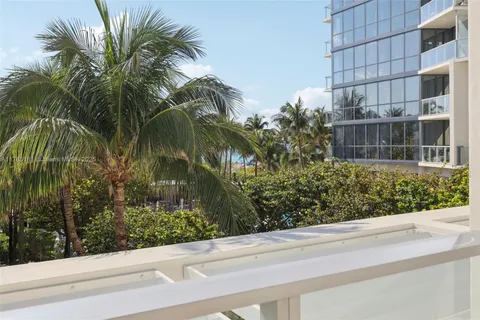 $1,150,000 | 2201 Collins Avenue, Unit 336, Miami Beach, FL 33139