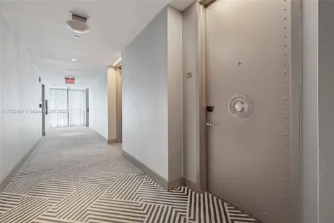 $1,150,000 | 2201 Collins Avenue, Unit 336, Miami Beach, FL 33139