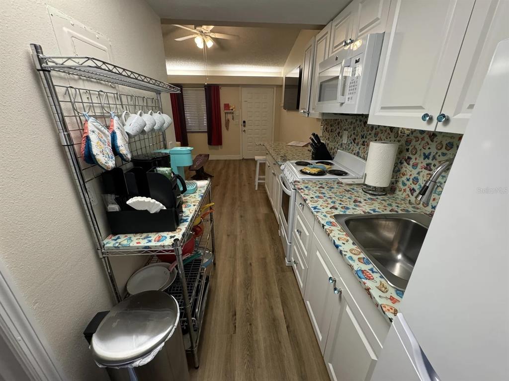 20865 Haulover Cove Road, Unit D4 Lutz, FL 33558 - Photo 7 of 17