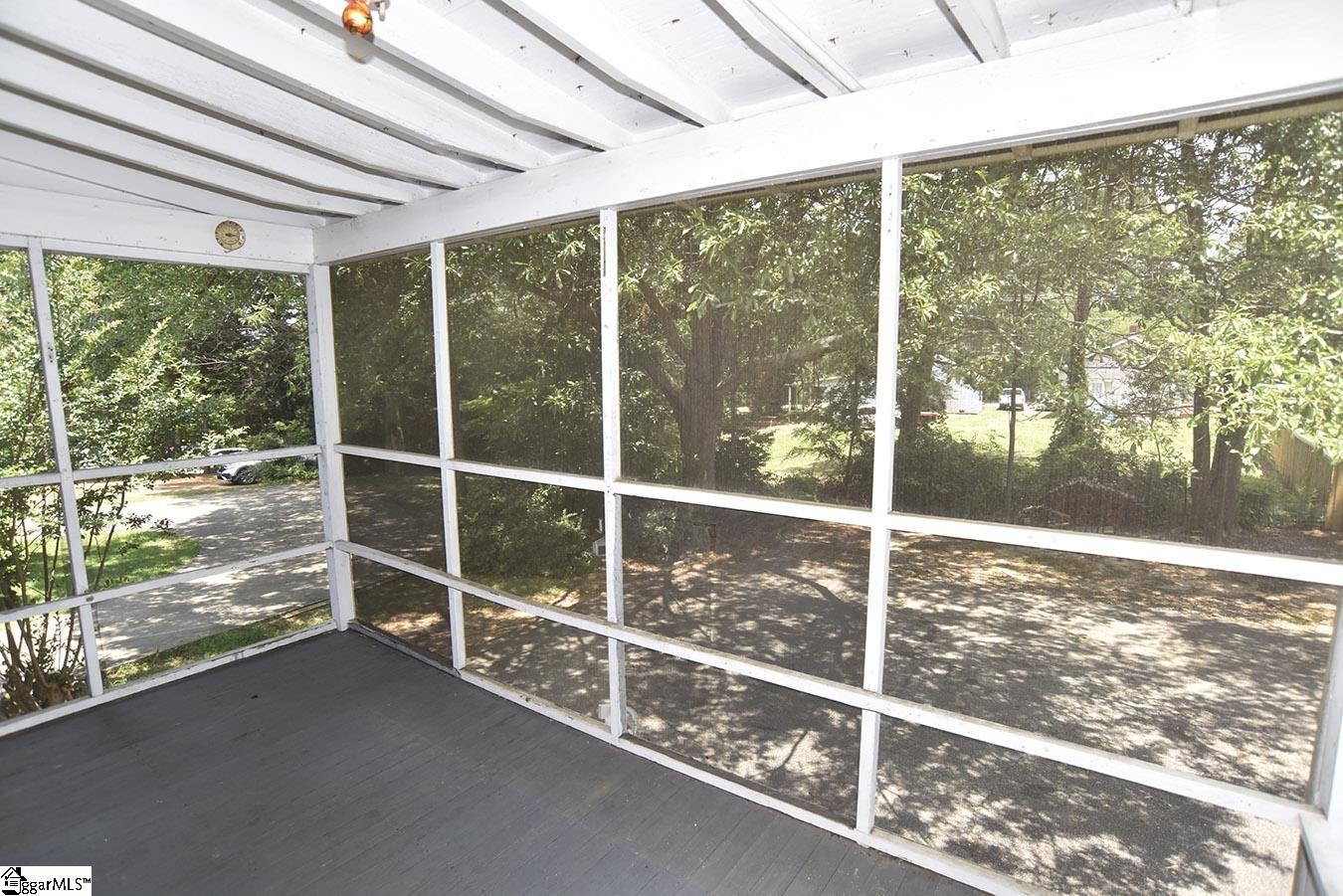 302 Memorial Drive Greer, SC 29650 - Photo 18 of 26 Gallery Image 18