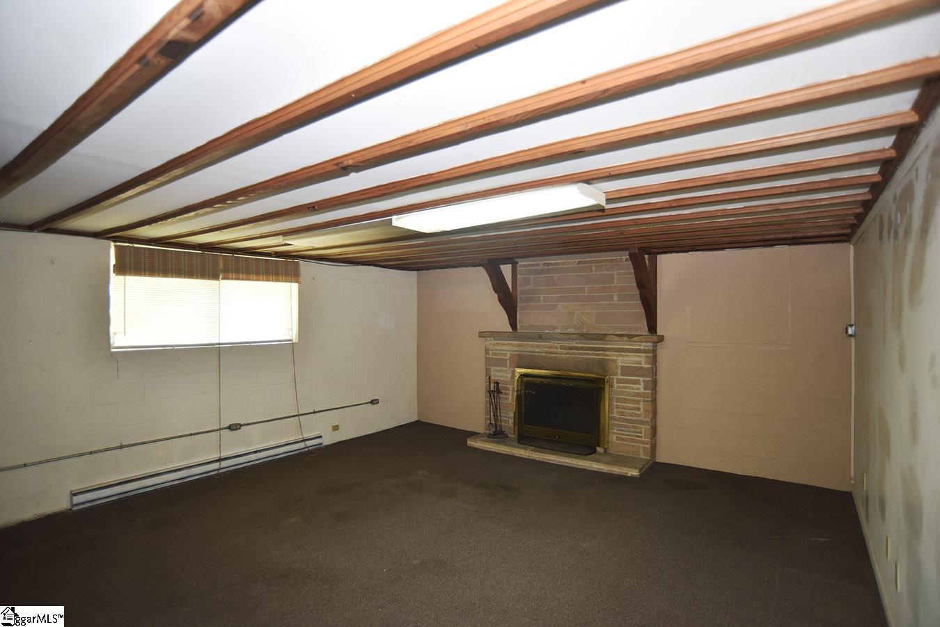 302 Memorial Drive Greer, SC 29650 - Photo 20 of 26 Gallery Image 20