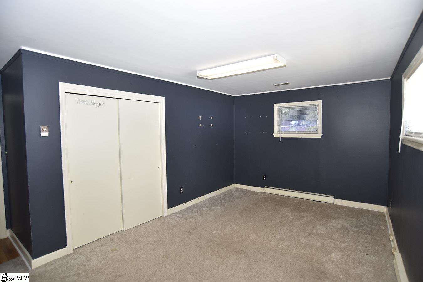 302 Memorial Drive Greer, SC 29650 - Photo 9 of 26 Gallery Image 9