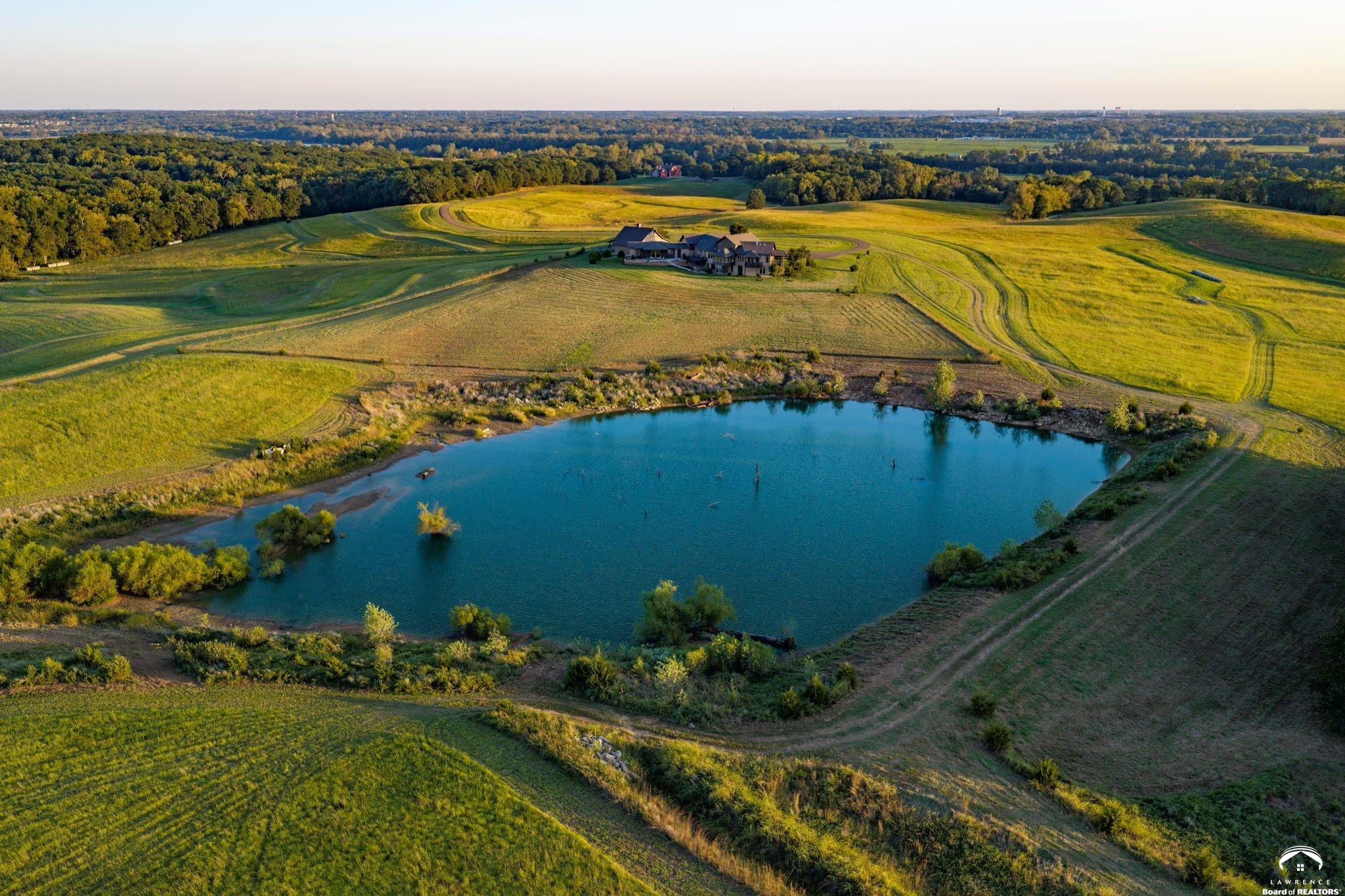 17688 Golden Road Linwood, KS 66052 - Photo 3 of 100 Gallery Image 3
