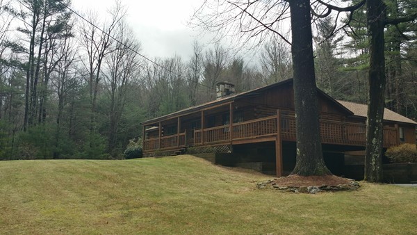 1 Breakneck Road Sturbridge, MA 01566 - Photo 2 of 30 a view of balcony with yard
