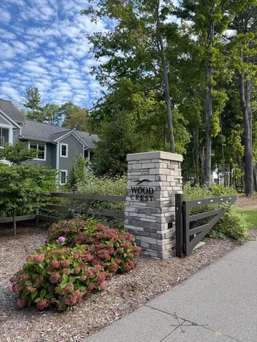 $1,980,000 | 76757 Wood Crst Court, South Haven, MI 49090