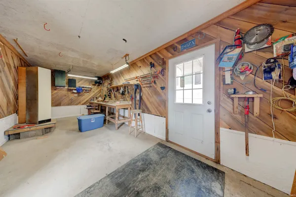 $104,475 | 711 Church Street, Grandview, IN 47615