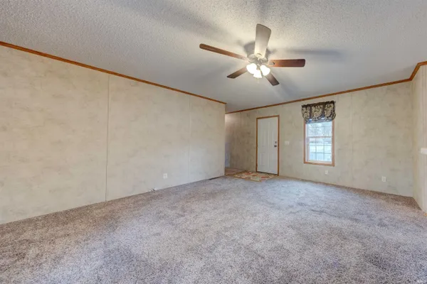 $104,475 | 711 Church Street, Grandview, IN 47615