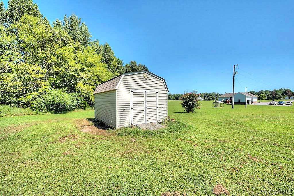 15260 Lebanon Road Spring Grove, VA 23881 - Photo 35 of 46 Gallery Image 35