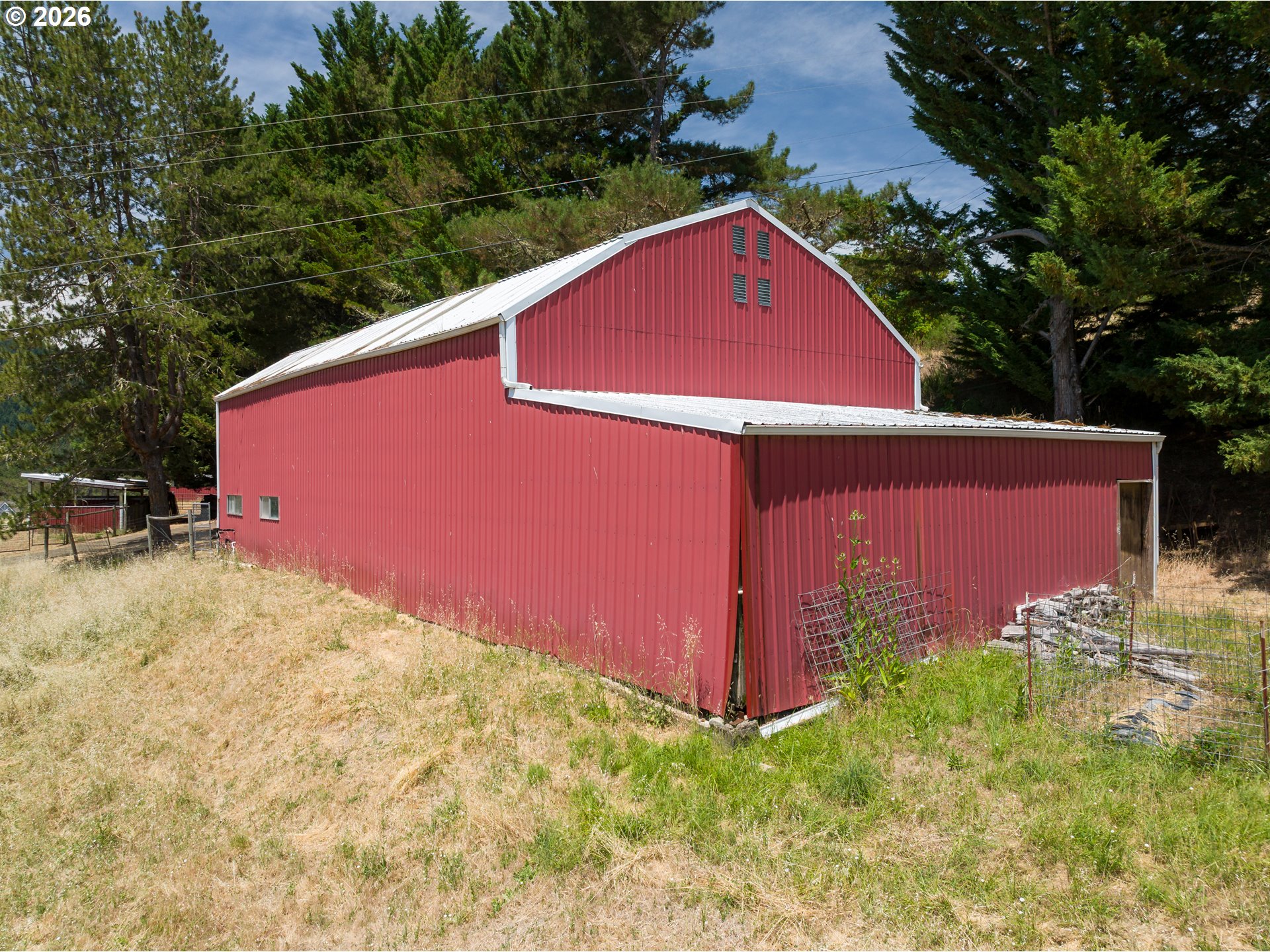 12839 North Bank Road Roseburg, OR 97470 - Photo 41 of 48