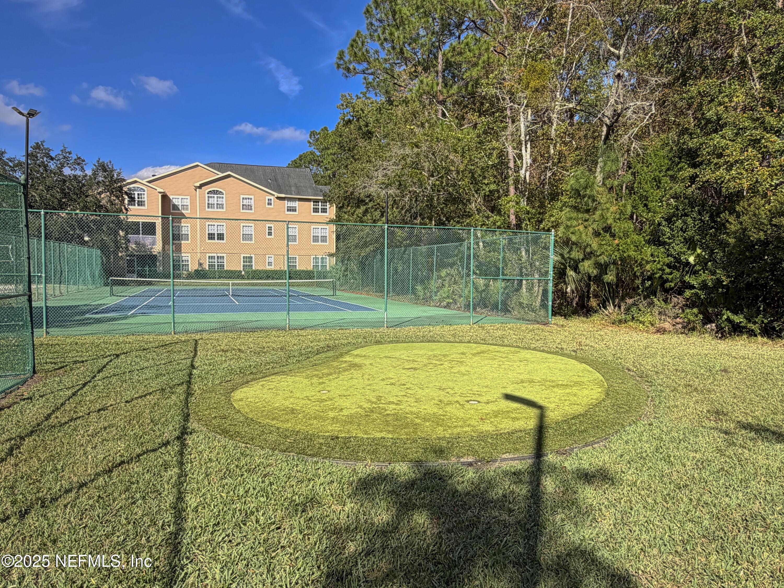13810 Sutton Park Drive North, Unit 1021 Jacksonville, FL 32224 - Photo 15 of 18 Putting Green