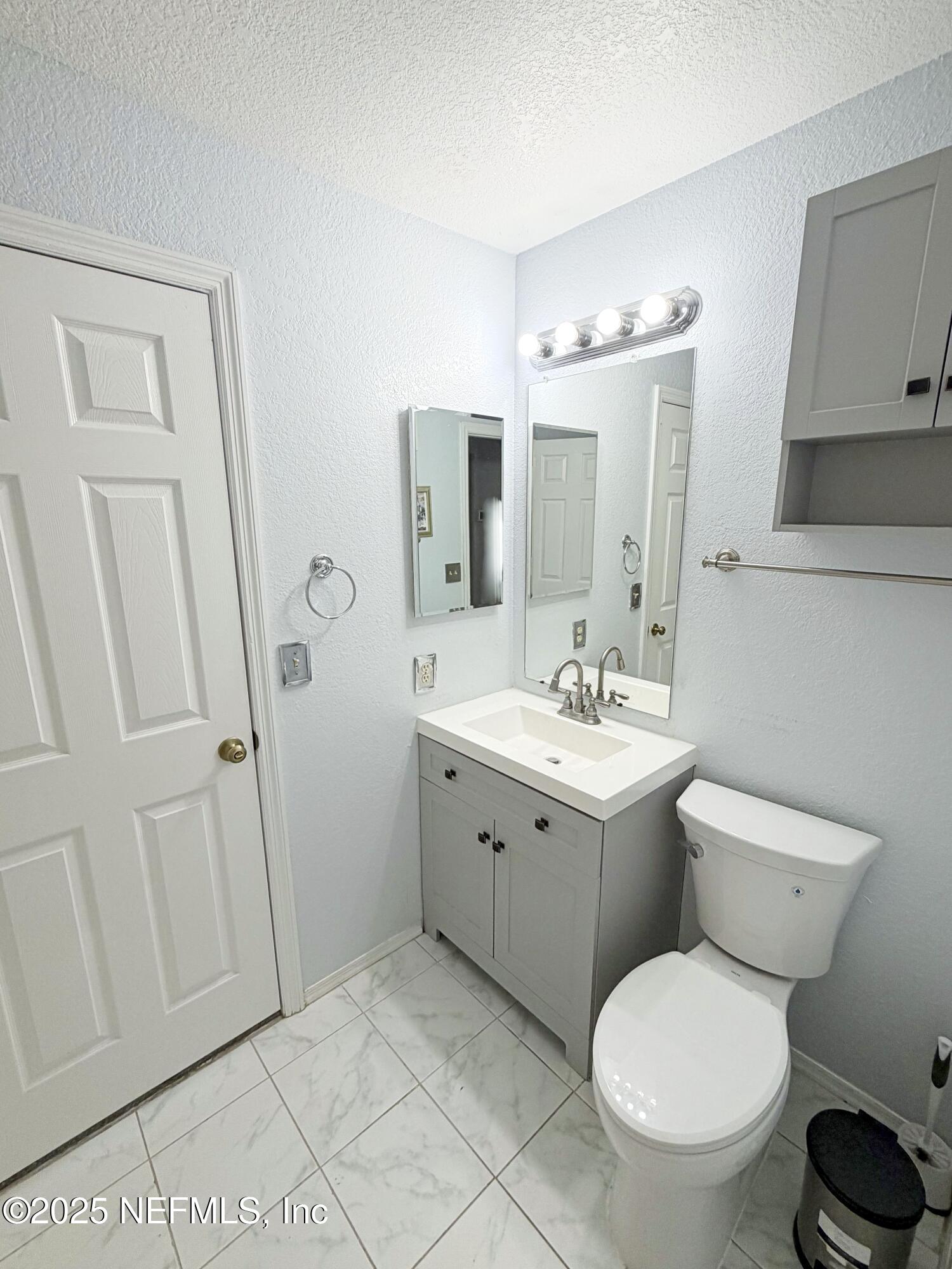 13810 Sutton Park Drive North, Unit 1021 Jacksonville, FL 32224 - Photo 10 of 18 Bathroom 2
