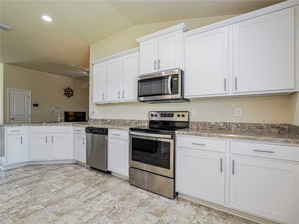 261 Midvale Terrace Sebastian, FL 32958 - Photo 8 of 35