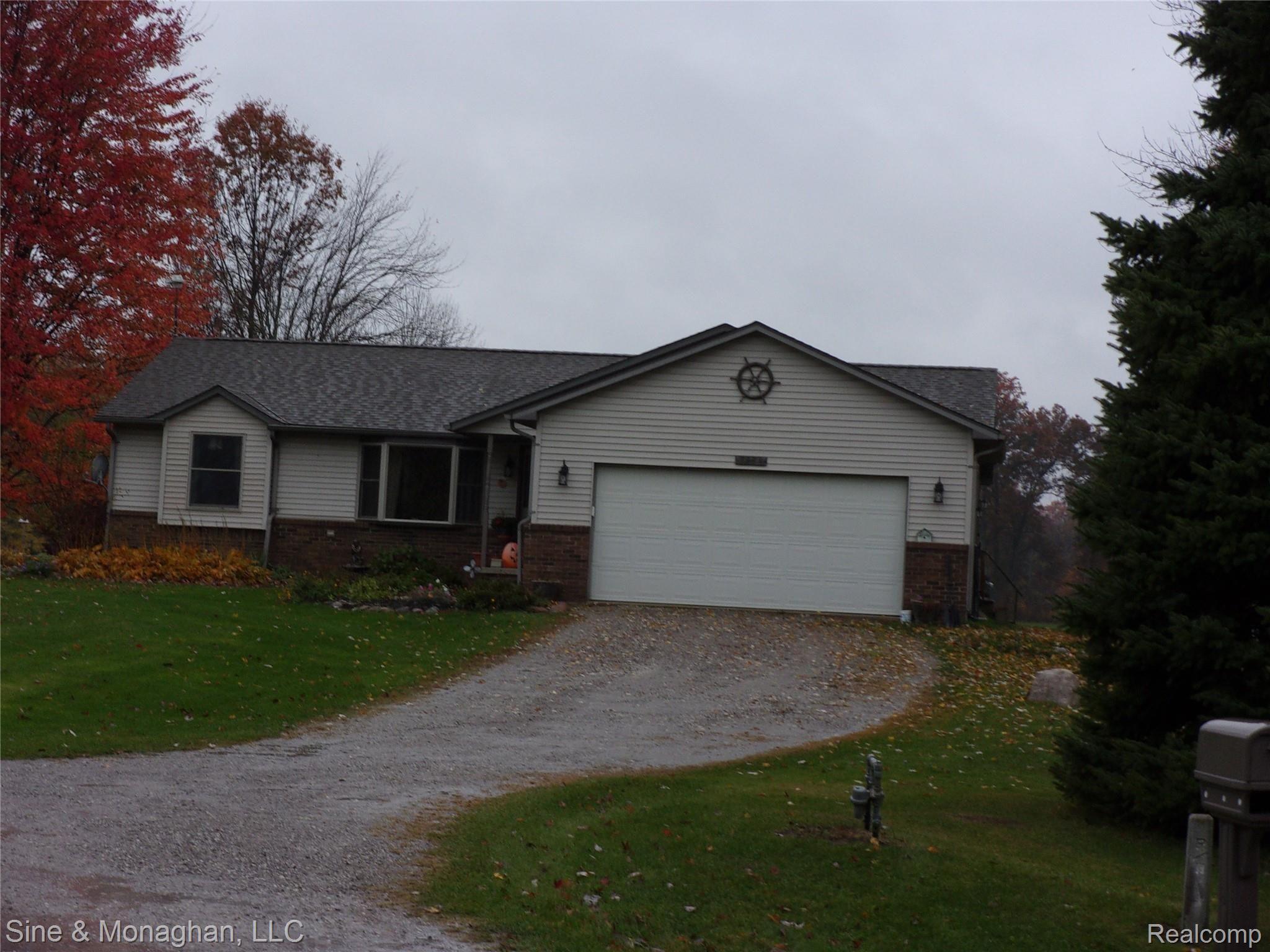 7354 Marsh Road Marine City, MI 48039 - Photo 2 of 35 100_0104.JPG