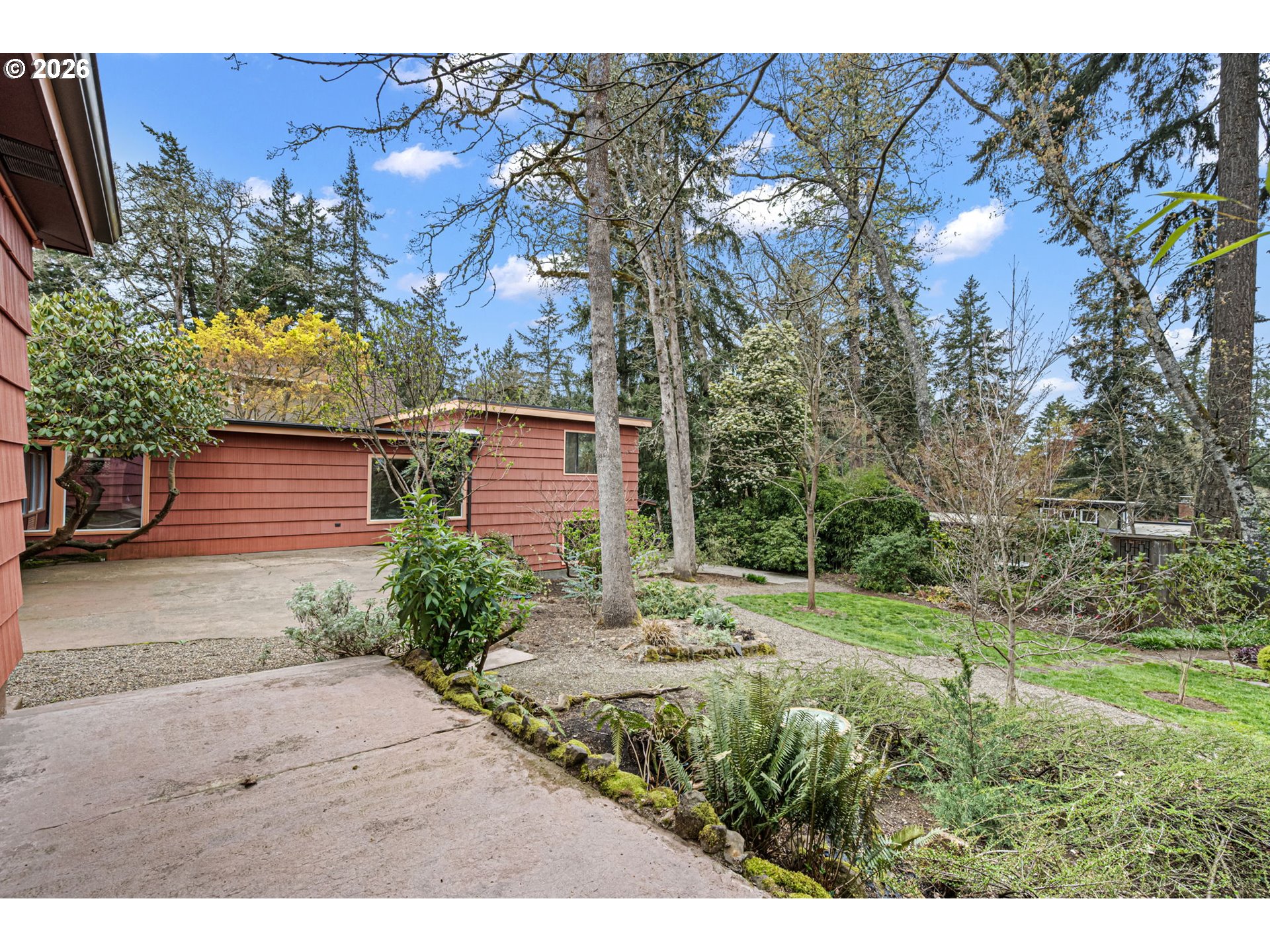 75 West 35th Place Eugene, OR 97405 - Photo 18 of 48 a view of a backyard with plants