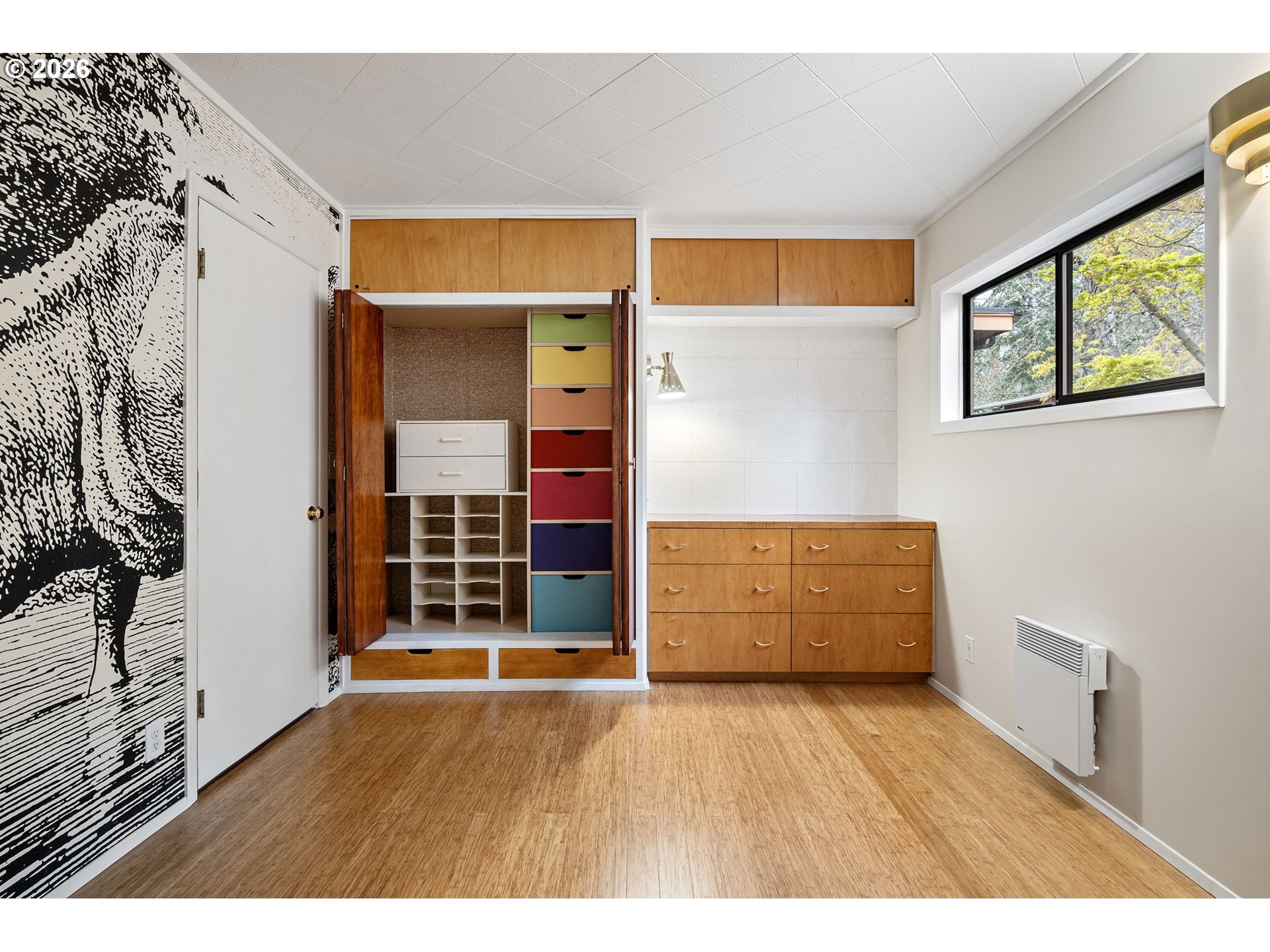 75 West 35th Place Eugene, OR 97405 - Photo 26 of 48 view of room with window and wooden floor