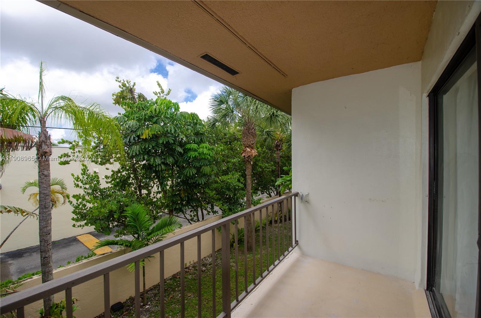 8281 Southwest 128th Street, Unit 2041 Pinecrest, FL 33156 - Photo 12 of 21