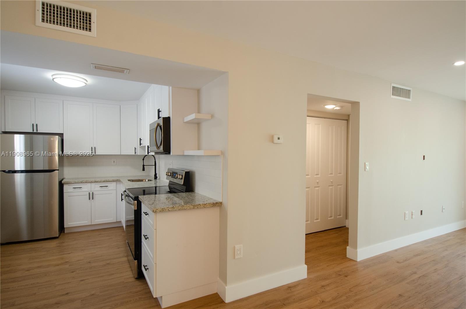 8281 Southwest 128th Street, Unit 2041 Pinecrest, FL 33156 - Photo 5 of 21