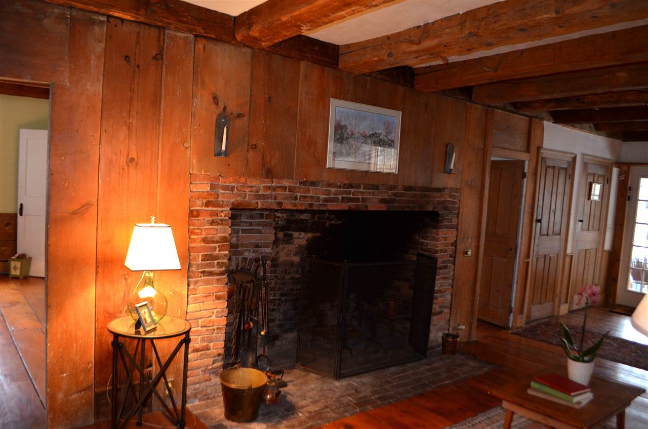 141 Rush Road Henniker, NH 03242 - Photo 4 of 40