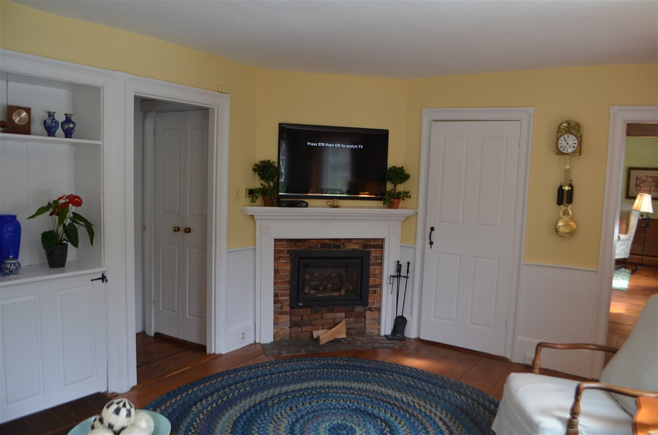 141 Rush Road Henniker, NH 03242 - Photo 10 of 40