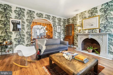 $409,999 | 815 Brooks Lane, Baltimore, MD 21217