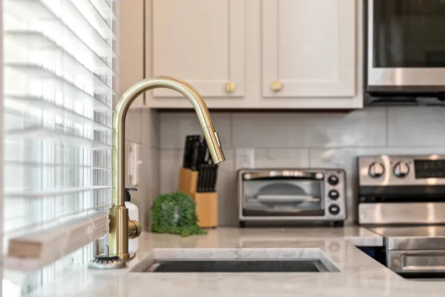 $999,000 | 426 Race Street, Charleston, SC 29403