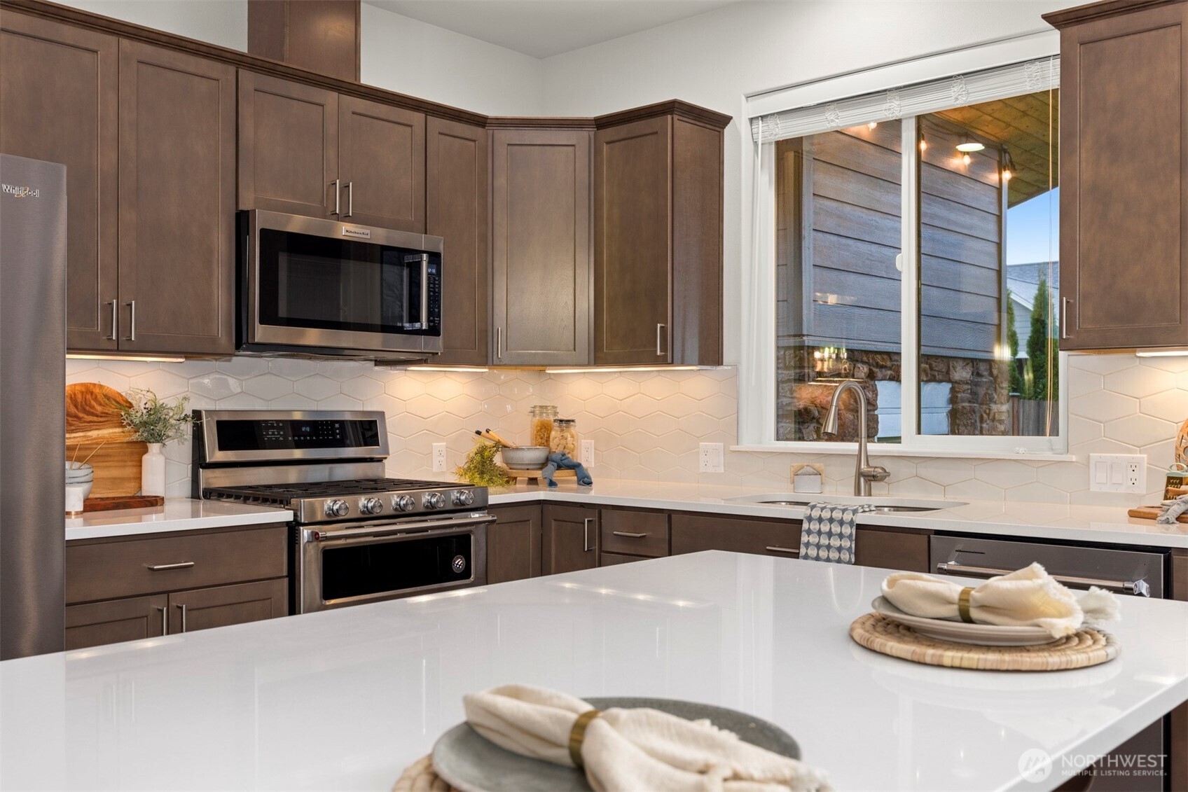 1411 Woods Point Loop Ferndale, WA 98248 - Photo 14 of 40