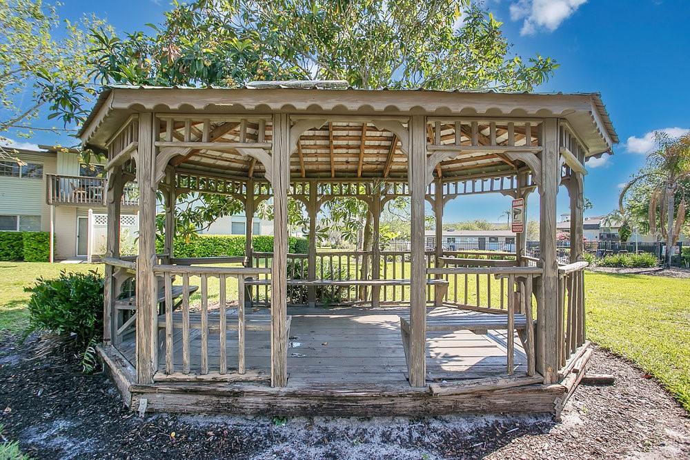 1695 Lee Road, Unit E204 Winter Park, FL 32789 - Photo 24 of 27 a view of a building with a porch