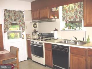 124 Golf Road Darby, PA 19023 - Photo 4 of 6