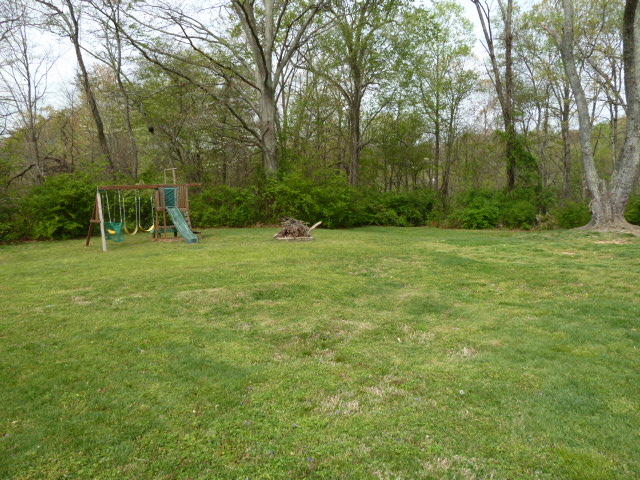 8029 Powell Heights Road Powell, TN 37849 - Photo 11 of 12 P1170604