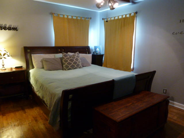 8029 Powell Heights Road Powell, TN 37849 - Photo 8 of 12 P1170599