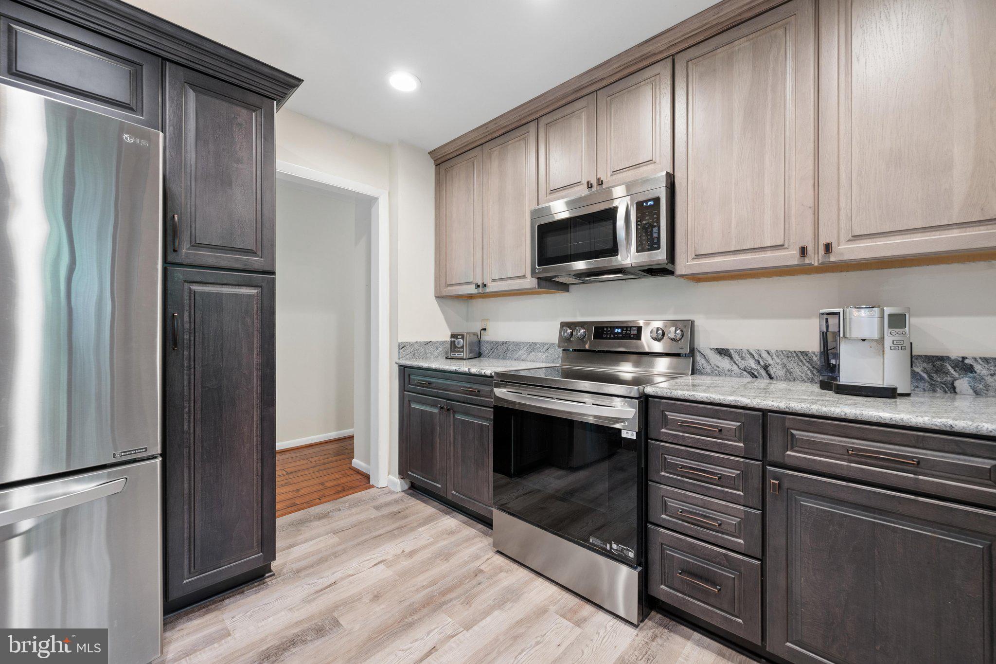 7004 Fox Chase Road New Market, MD 21774 - Photo 18 of 73 Kitchen