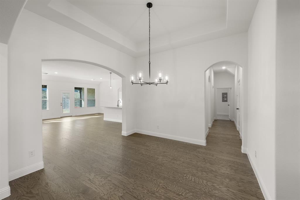 725 Wine Cup Way Midlothian, TX 76065 - Photo 11 of 30 725 Winecup- Dining