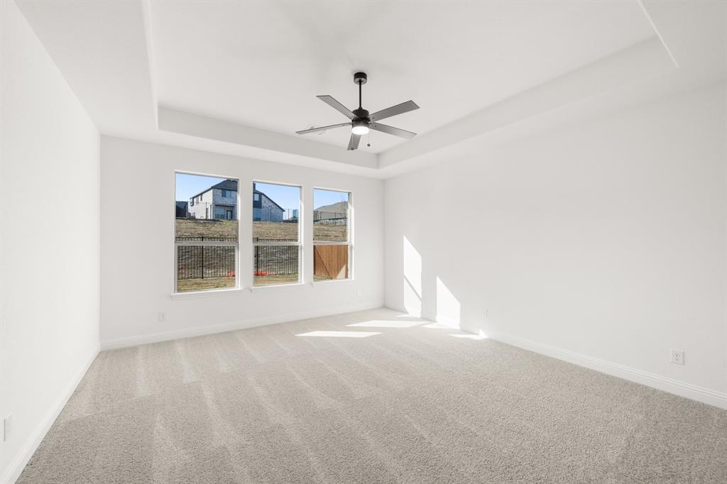 725 Wine Cup Way Midlothian, TX 76065 - Photo 13 of 30 725 Winecup- Primary Suite