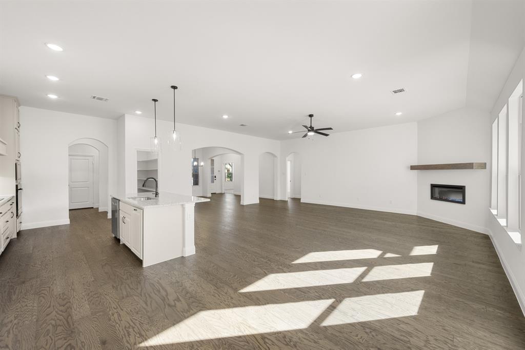 725 Wine Cup Way Midlothian, TX 76065 - Photo 7 of 30 725 Winecup- Nook-2