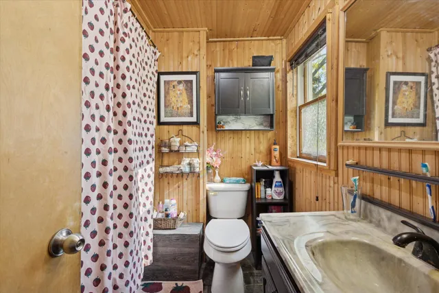 $324,900 | 6551 Kuttshill Drive Northeast, Rockford, MI 49341