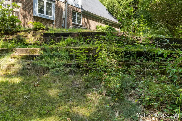 $700,000 | 735 Prairie Creek Road, Ionia, MI 48846