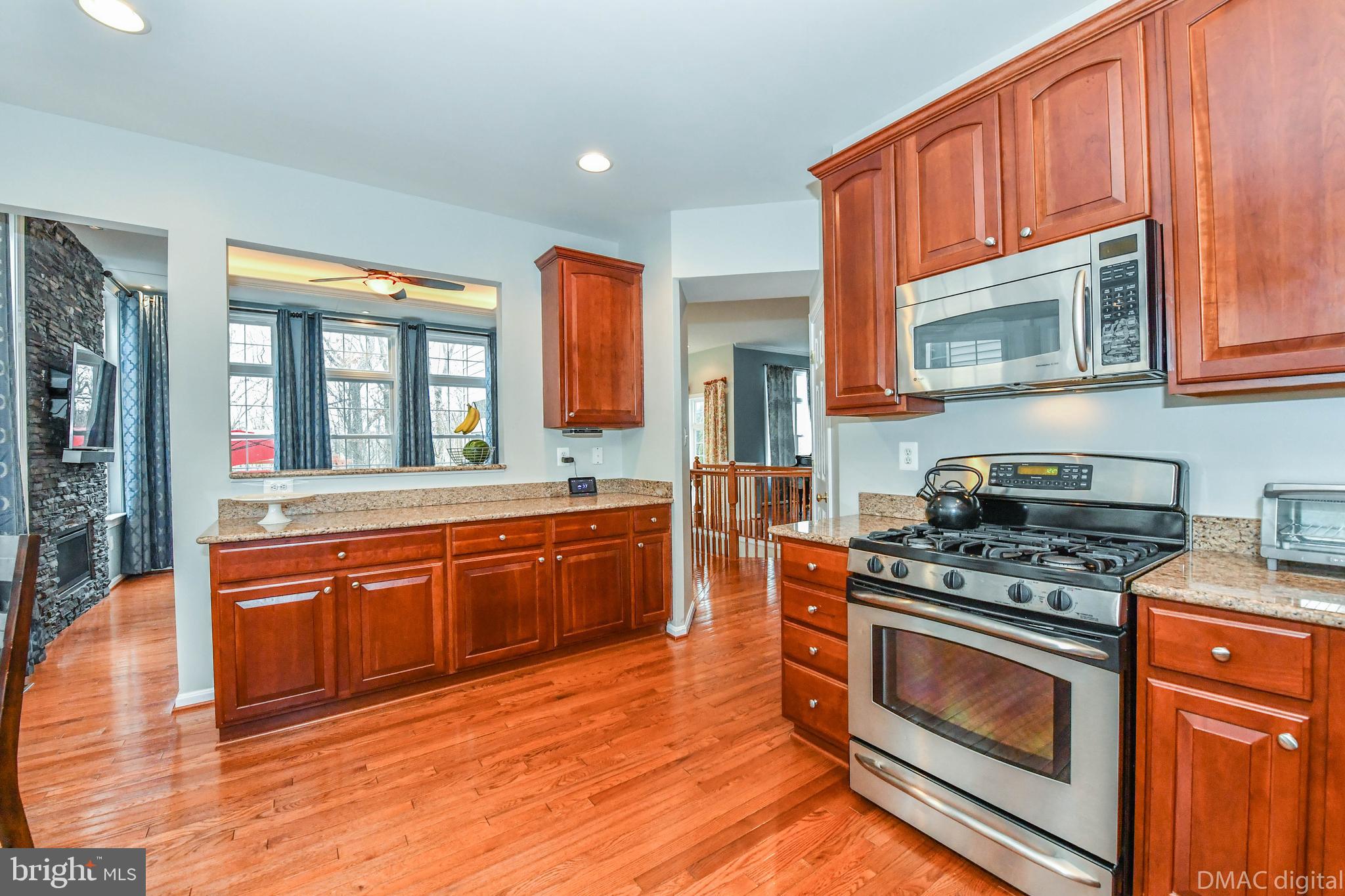 1604 Rising Ridge Road Mount Airy, MD 21771 - Photo 15 of 56 Perfect set-up for easy entertaining.