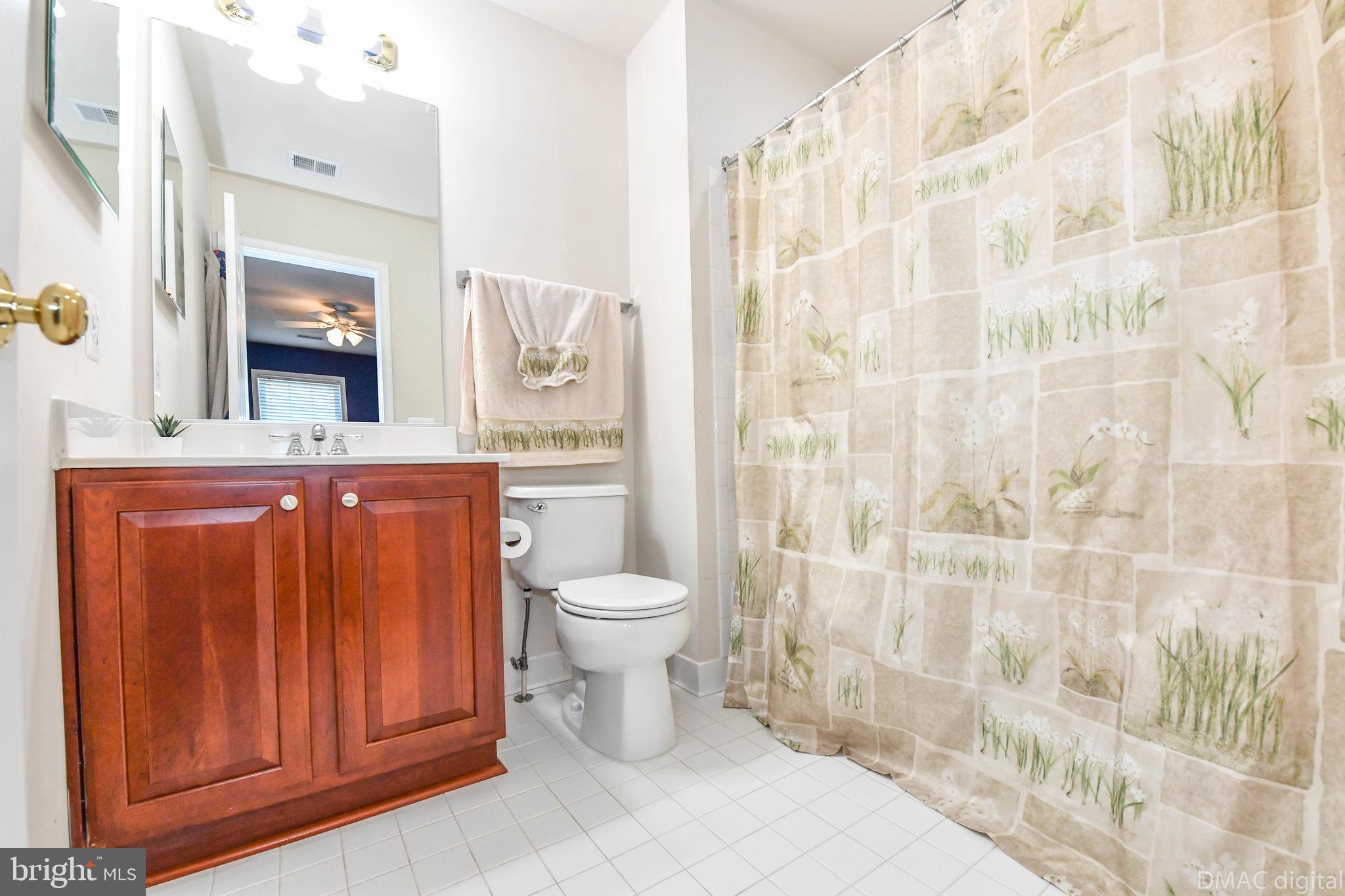 1604 Rising Ridge Road Mount Airy, MD 21771 - Photo 29 of 56 Full bathroom for bedroom 2