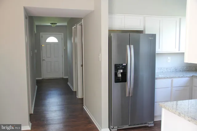 $2,400 | 915 Cambridge Avenue, Aberdeen, MD 21001