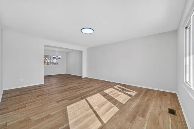 $379,900 | 811 Copley Lane, Joliet, IL 60431