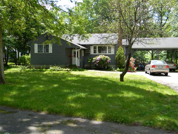 8 Loumac Road Wilmington, MA 01887 - Photo 3 of 6 Gallery Image 3