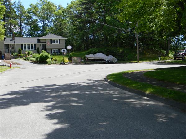 8 Loumac Road Wilmington, MA 01887 - Photo 4 of 6 Gallery Image 4