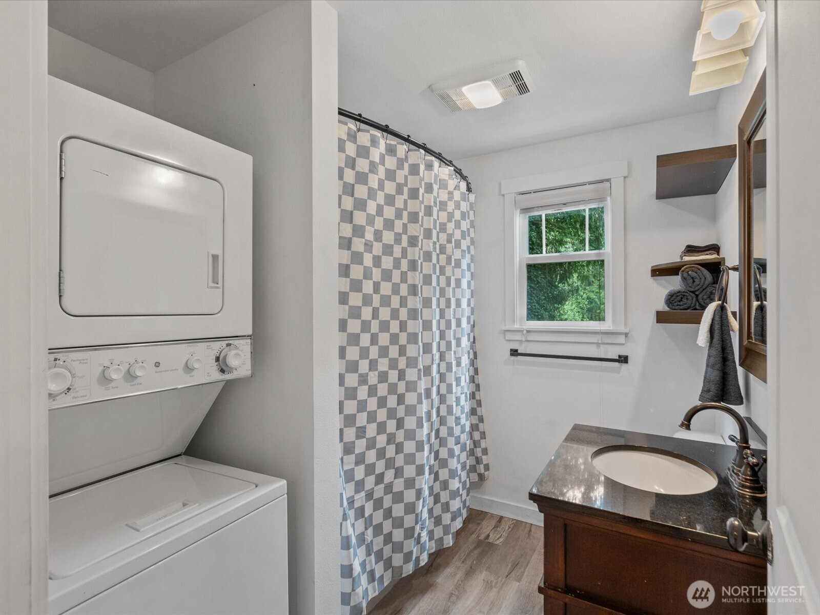 15901 East Lake Goodwin Road Stanwood, WA 98292 - Photo 6 of 30 Gallery Image 6