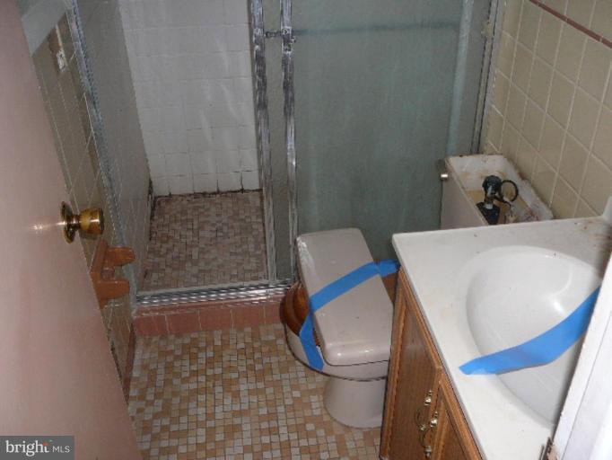 4606 Sharon Road Temple Hills, MD 20748 - Photo 5 of 8 Master Bath